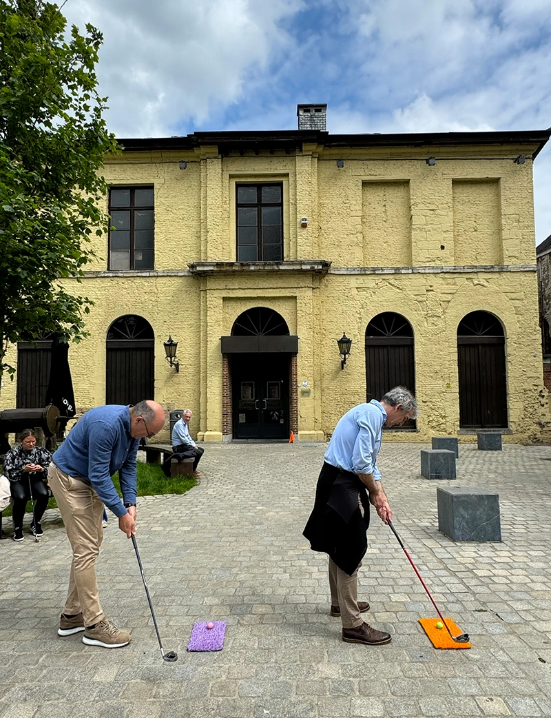 Teambuilding Antwerpen met stadsgolf